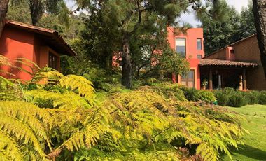 VALLE DE BRAVO EXCELENTE PROPIEDAD EN INCREIBLE UBICACION