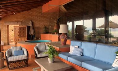 VALLE DE BRAVO EXCELENTE PROPIEDAD EN INCREIBLE UBICACION