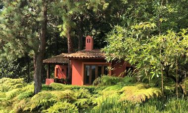 VALLE DE BRAVO EXCELENTE PROPIEDAD EN INCREIBLE UBICACION