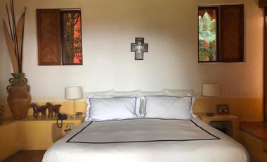 VALLE DE BRAVO EXCELENTE PROPIEDAD EN INCREIBLE UBICACION