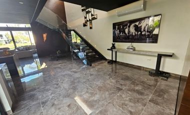 RESIDENCIA AMUEBLADA PRIVADA PUNTA LAGO