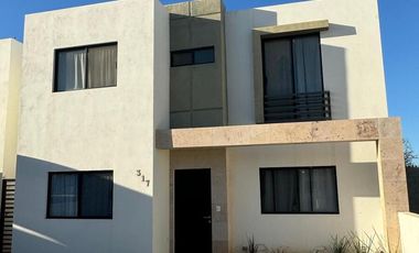 CASA EN VENTA EN FRACCIONAMIENTO HISPANIA