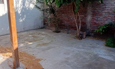 OPORTUNIDAD ÚNICA CASA A PASOS DE METRO, DUOC Y UNIVERSIDAD