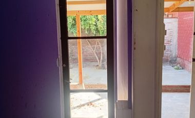 OPORTUNIDAD ÚNICA CASA A PASOS DE METRO, DUOC Y UNIVERSIDAD