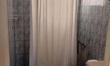 OPORTUNIDAD ÚNICA CASA A PASOS DE METRO, DUOC Y UNIVERSIDAD