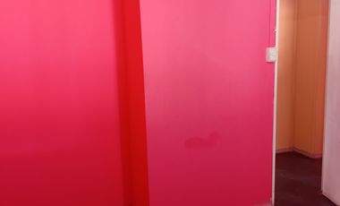 OPORTUNIDAD ÚNICA CASA A PASOS DE METRO, DUOC Y UNIVERSIDAD