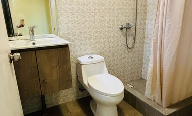 CASA EN SECTOR RESIDENCIAL EN MOSTAZAL