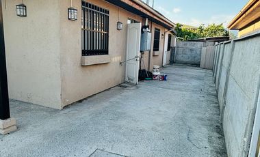 CASA EN SECTOR RESIDENCIAL EN MOSTAZAL