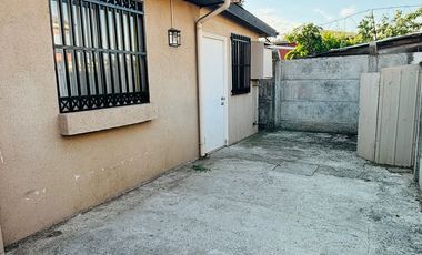 CASA EN SECTOR RESIDENCIAL EN MOSTAZAL