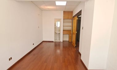 ARRIENDO COMERCIAL,  EN EL CENTRO DE VIÑA DEL MAR