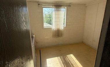 SE VENDE CASA EN COLINA 2H 1B SOLIDA DE DOS PISOS