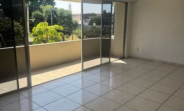 DEPARTAMENTO EN RENTA EN CHAPALITA