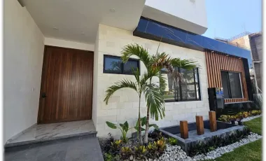 Casa en venta en Lomas de Cocoyoc, Atlatlahucan, Morelos