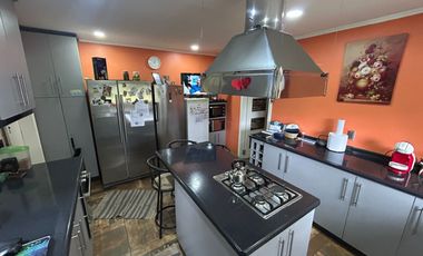 AMPLIA CASA, AMPLIO TERRENO EN PAILLAO
