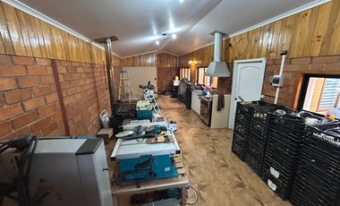 AMPLIA CASA, AMPLIO TERRENO EN PAILLAO