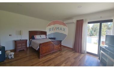 Exclusiva casa en Condominio en Lago Rapel.