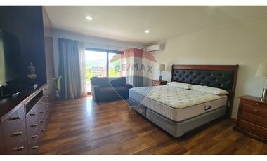 Exclusiva casa en Condominio en Lago Rapel.