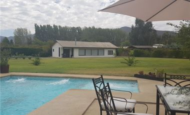 Casa + Anexo + Piscina + Parcela Laguna de Aculeo