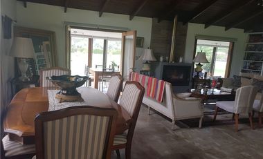 Casa + Anexo + Piscina + Parcela Laguna de Aculeo