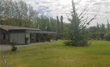 Casa + Anexo + Piscina + Parcela Laguna de Aculeo