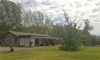 Casa + Anexo + Piscina + Parcela Laguna de Aculeo