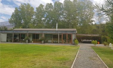 Casa + Anexo + Piscina + Parcela Laguna de Aculeo