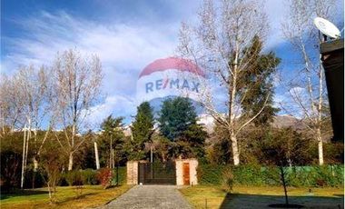 Casa + Anexo + Piscina + Parcela Laguna de Aculeo