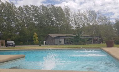 Casa + Anexo + Piscina + Parcela Laguna de Aculeo