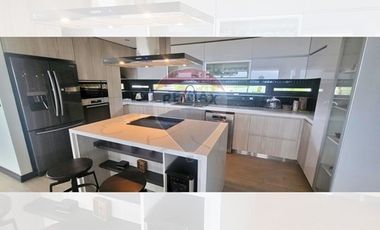 MODERNA CASA CURACAVÍ  LOMAS DEL PUANGUE