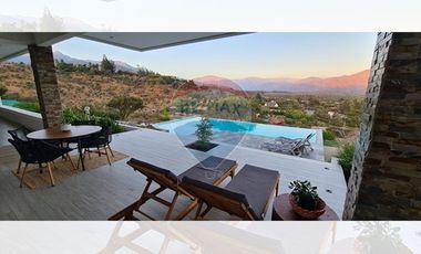 MODERNA CASA CURACAVÍ  LOMAS DEL PUANGUE
