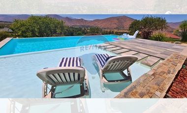MODERNA CASA CURACAVÍ  LOMAS DEL PUANGUE