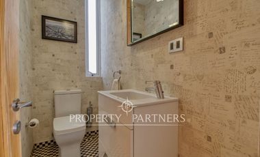 Exclusiva Casa en Jardines del Sur: Vista al Mar y Piscina Privada