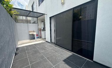 Casa amueblada en condominio en renta Querétaro El Refugio Alttica