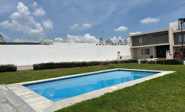 Casa amueblada en condominio en renta Querétaro El Refugio Alttica