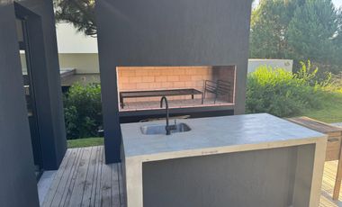 Deportivo II Lote 338 Costa Esmeralda