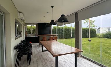 Casa - Greenville Polo & Resort