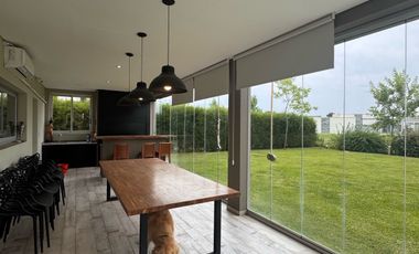 Casa - Greenville Polo & Resort