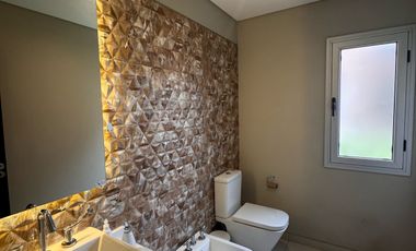 Casa - Greenville Polo & Resort