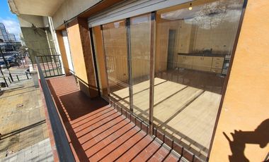 Departamento de 2 ambientes en Lomas de Zamora Oeste amplio balcon