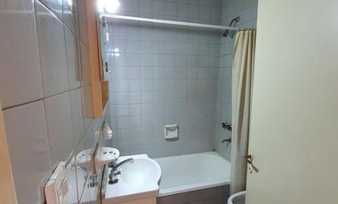 Departamento de 2 ambientes en Lomas de Zamora Oeste amplio balcon