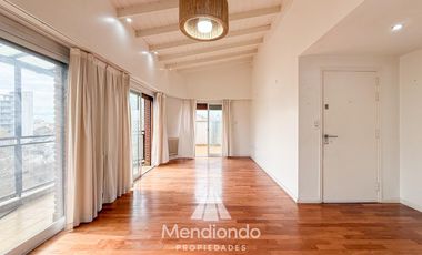 Depto 3 amb.  al frente con balcón y terraza propia. Cochera cubierta. Chauvin.