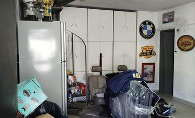 Deposito / Taller en Don Torcuato a mts de Av Boulogne Sur Mer y Panamericana. Financiacion