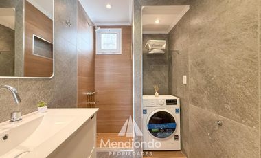 Depto 3 amb al frente con balcón. Reciclado y completamente equipado / Zona centro