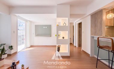 Depto 3 amb al frente con balcón. Reciclado y completamente equipado / Zona centro