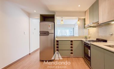 Depto 3 amb al frente con balcón. Reciclado y completamente equipado / Zona centro