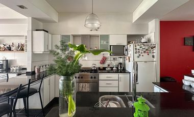 Casa en venta en Lanús Este 4 ambientes con patio y piscina apto credito