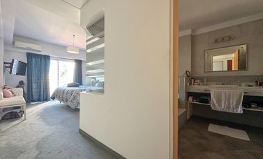 Casa en venta en Lanús Este 4 ambientes con patio y piscina apto credito