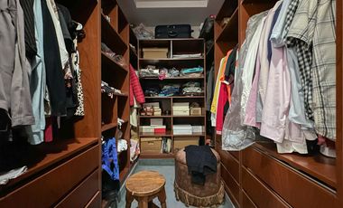 Casa en venta en Lanús Este 4 ambientes con patio y piscina apto credito