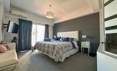 Casa en venta en Lanús Este 4 ambientes con patio y piscina apto credito