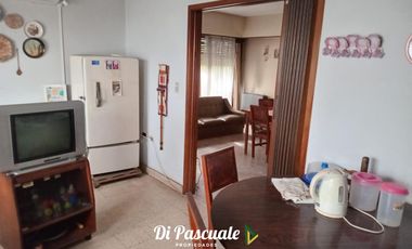 Venta Casa 5 Ambientes con Parque - Moreno Norte